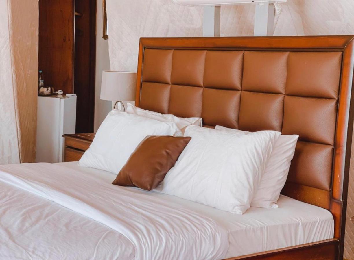 Rum Crystal Luxury Camp Wadi Rum Buitenkant foto