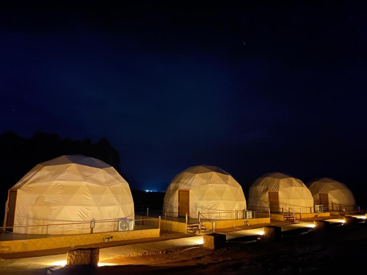 Rum Crystal Luxury Camp Wadi Rum Buitenkant foto